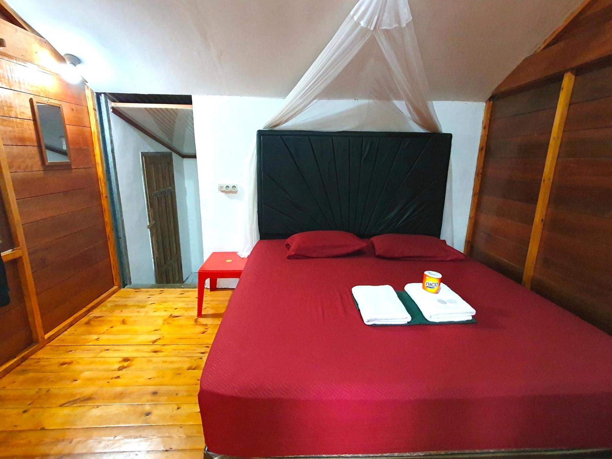 Santi Garden Bungalows Iboih Exterior foto
