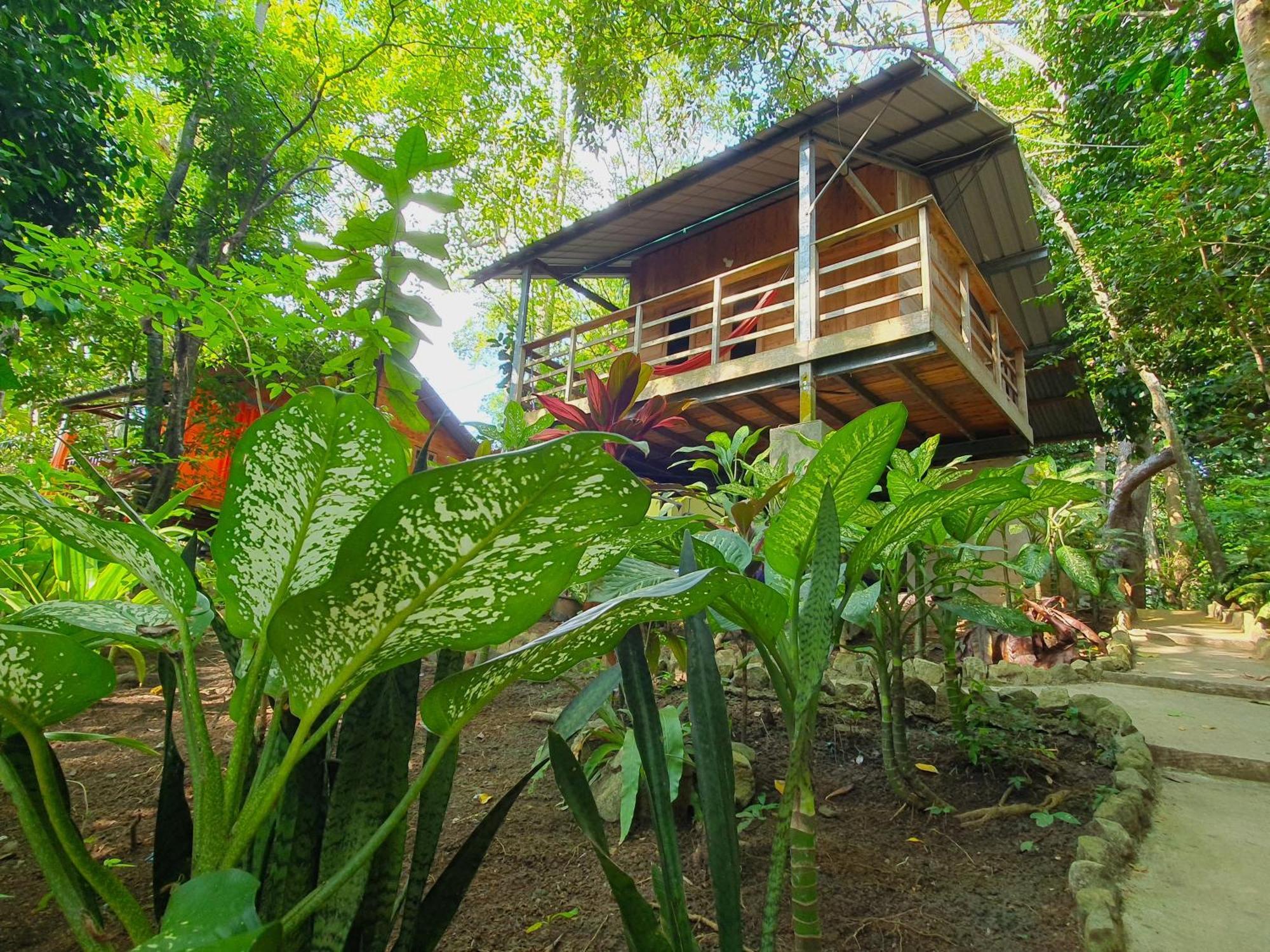 Santi Garden Bungalows Iboih Exterior foto